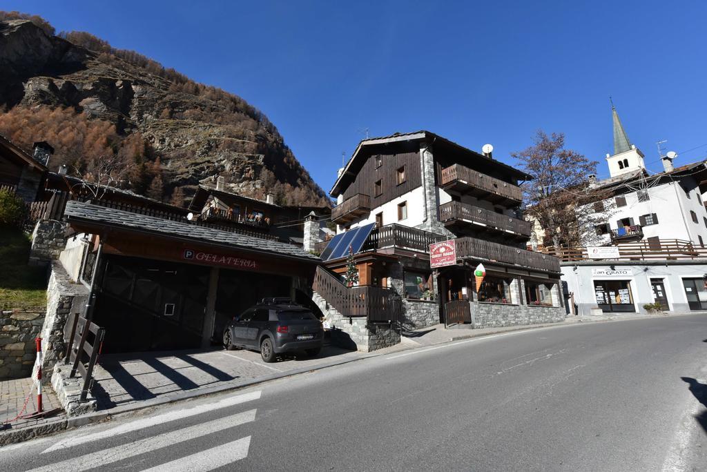 L'Ancien Paquier Chambre D'Hotes Valtournenche Exterior foto